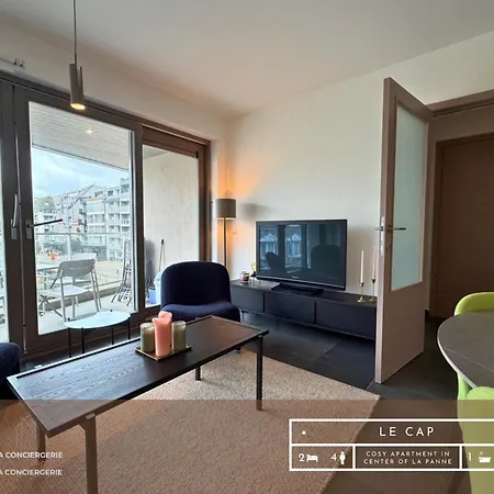 Apartament Proche De La Avec Et Canape Lit A By La Conciergerie De Panne